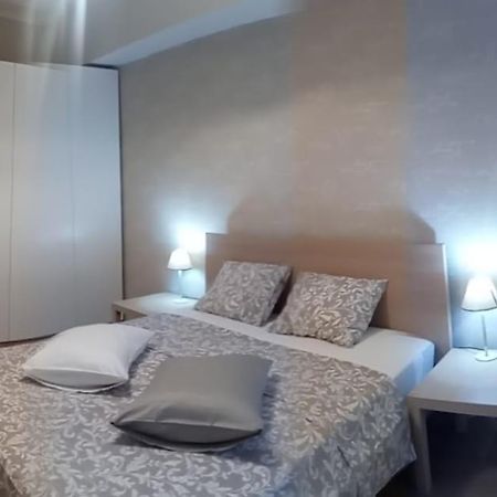 Olibia Apartment Атина Екстериор снимка